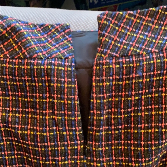 Loft side zip fully lined mini tweed skirt size 10 - Picture 3 of 4